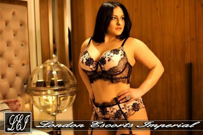 London Escort ESTER