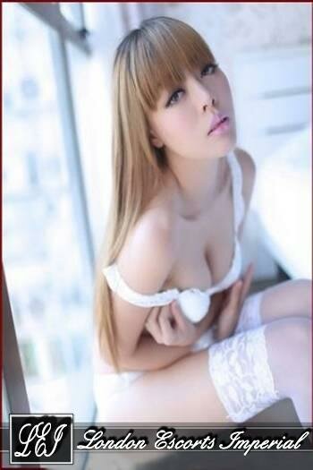 London Escort SUEMAKI