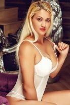 EVELA Hot London Escort